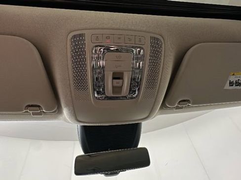 Used 2022 Mercedes-Benz GLE 350 4MATIC image 25