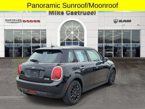 Used 2021 MINI Cooper 4-Door Hardtop FWD image 4