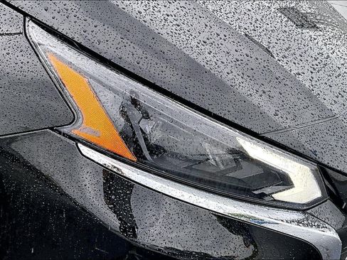 Used 2025 Nissan Altima 2.5 SV FWD image 27