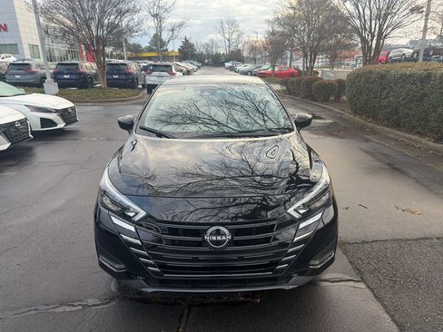Used 2025 Nissan Versa SV w/ Trunk Package image 2