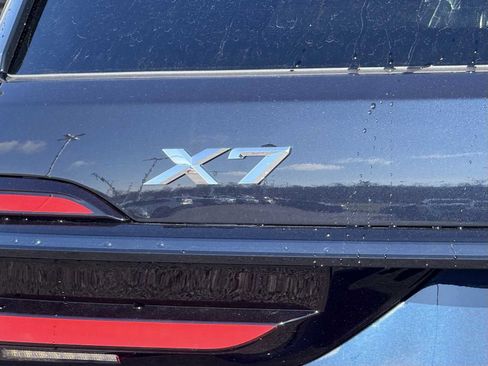 New 2026 BMW X7 xDrive40i w/ Executive Package image 40