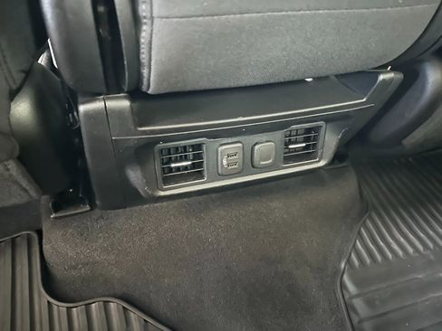 Used 2020 GMC Sierra 1500 Elevation w/ Elevation Value Package image 38