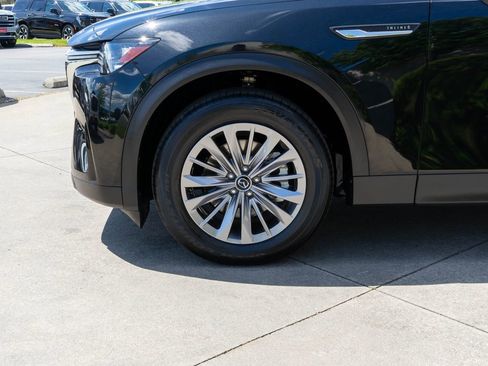 Used 2025 MAZDA CX-90 3.3 Turbo w/ Preferred Package AWD/4WD image 29