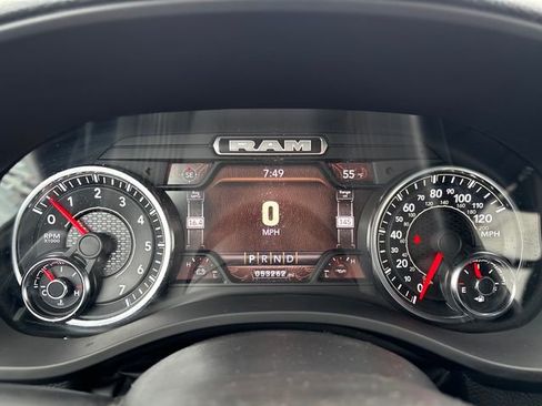 Used 2023 RAM 1500 Laramie AWD/4WD image 13