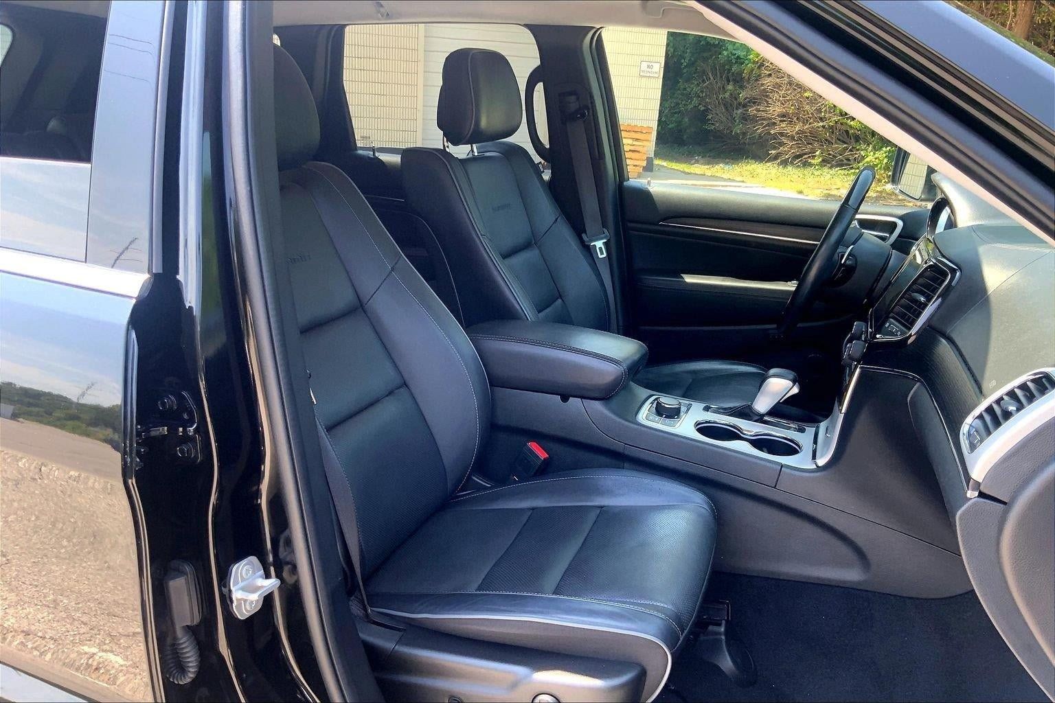 Used 2021 Jeep Grand Cherokee Summit AWD/4WD image 7
