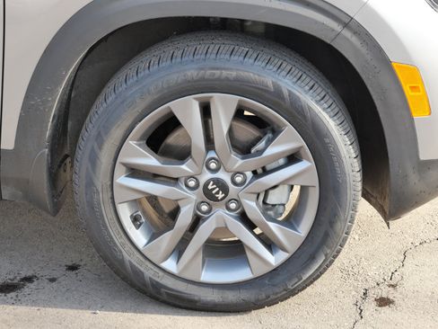 Used 2021 Kia Seltos LX AWD/4WD image 15