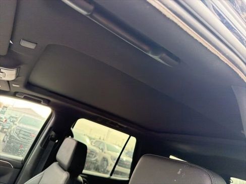 Used 2023 Chevrolet Tahoe LT w/ LT Signature Package image 9