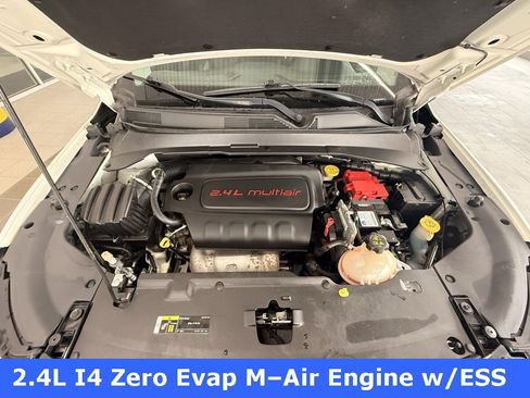 Certified 2020 Jeep Compass Latitude w/ Popular Equipment Group image 40