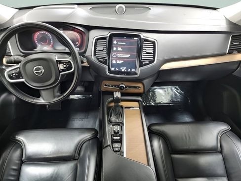 Used 2019 Volvo XC90 T6 Inscription w/ Luxury Package AWD/4WD image 2