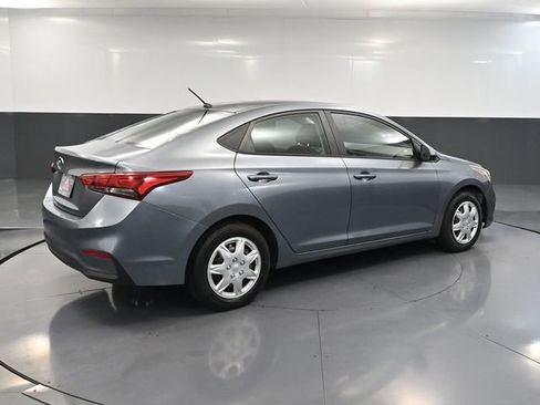 Used 2019 Hyundai Accent SE image 4