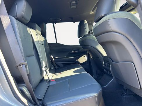Used 2026 Lexus GX 550 AWD/4WD image 24