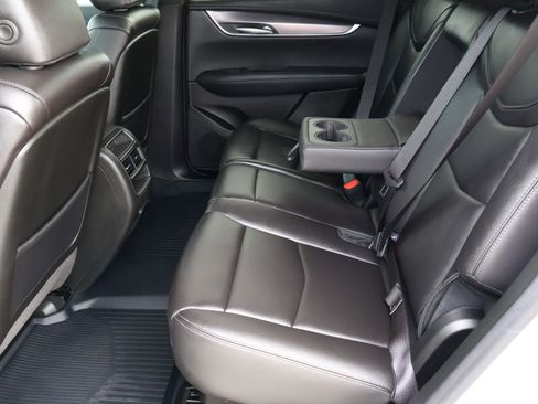 Used 2025 Cadillac XT5 Luxury w/ LPO, Floor Liner Package image 25