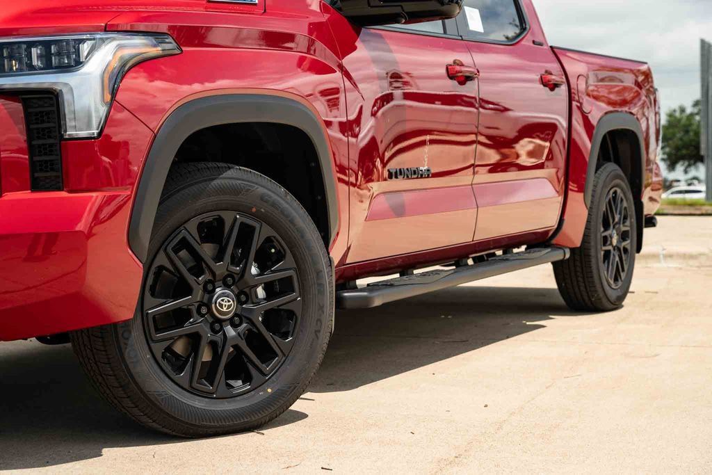 New 2026 Toyota Tundra Limited AWD/4WD image 5