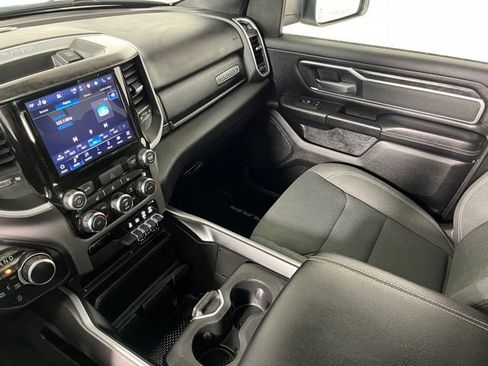 Used 2022 RAM 1500 Big Horn AWD/4WD image 36