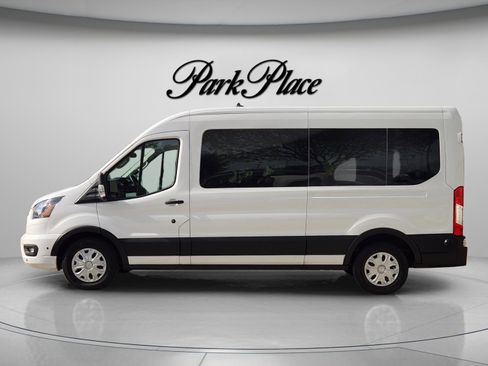 Used 2024 Ford Transit 350 XLT image 2