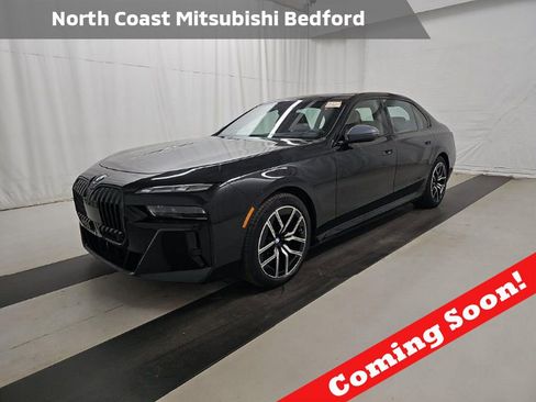 Used 2023 BMW 760i xDrive w/ Executive Package AWD/4WD image 1