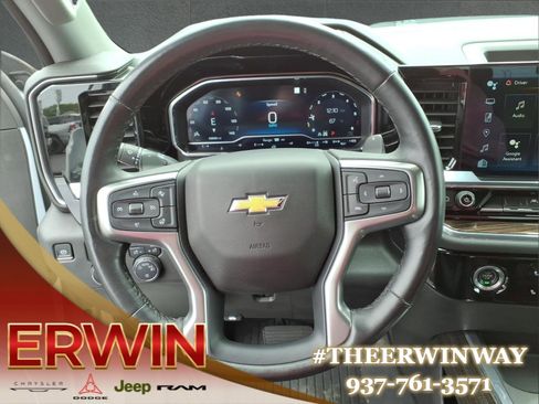 Used 2022 Chevrolet Silverado 1500 LT AWD/4WD image 17