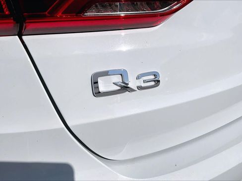 Used 2025 Audi Q3 2.0T Premium AWD/4WD image 30