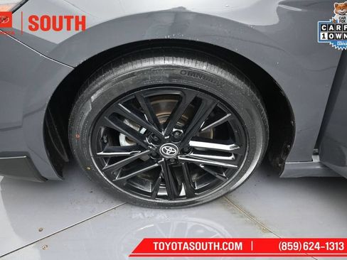 Used 2025 Toyota Camry SE FWD image 35