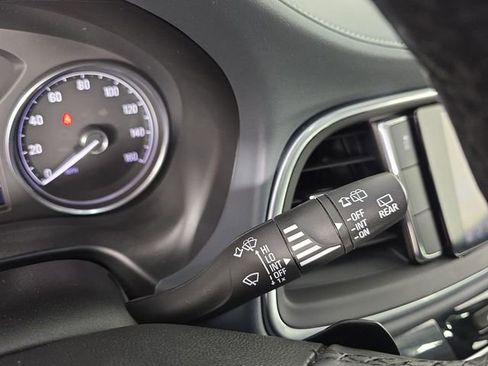 Used 2020 Buick Enclave Essence w/ Sport Touring Edition FWD image 34