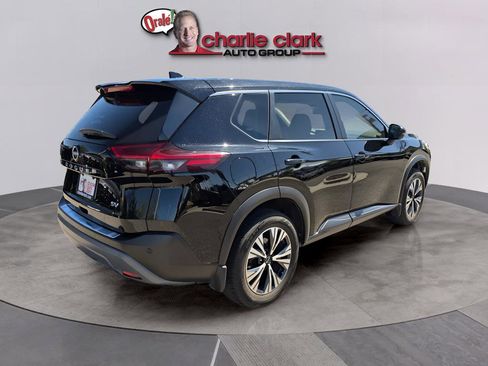 Certified 2023 Nissan Rogue SV FWD image 6