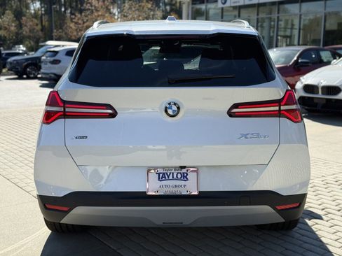 New 2026 BMW X3 xDrive30 w/ Premium Package image 5