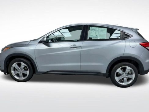 Used 2021 Honda HR-V LX image 5