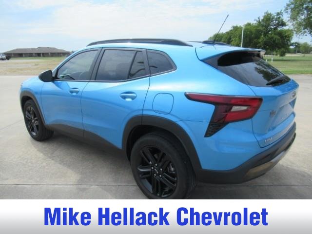 Used 2025 Chevrolet Trax ACTIV w/ Driver Confidence Package FWD image 3