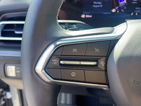Used 2025 Chevrolet Traverse LT w/ LPO, Floor Liner Package FWD image 20