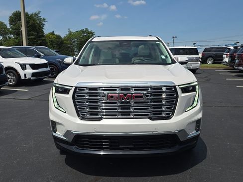 Used 2024 GMC Acadia Denali w/ Super Cruise Package FWD image 8