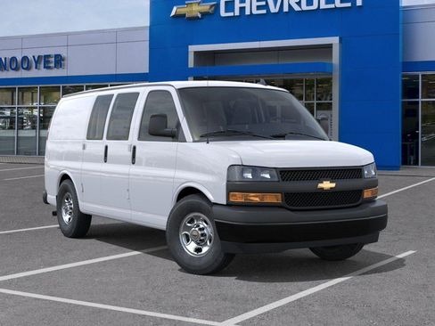 New 2026 Chevrolet Express 2500 w/ Driver Convenience Package RWD image 7