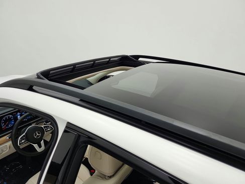 Used 2023 Mercedes-Benz GLE 450 4MATIC image 11