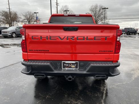 New 2025 Chevrolet Silverado 1500 Custom Trail Boss w/ Dark Appearance Package image 6