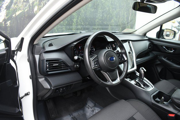 Used 2024 Subaru Outback Premium AWD/4WD image 14