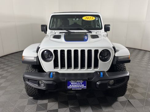 Used 2023 Jeep Wrangler Unlimited Rubicon 4xe w/ Cold Weather Group AWD/4WD image 14