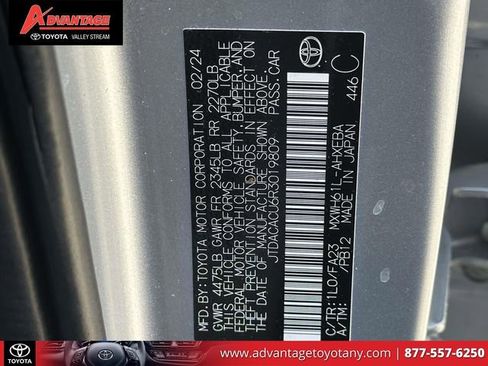 Used 2024 Toyota Prius Prime FWD image 19