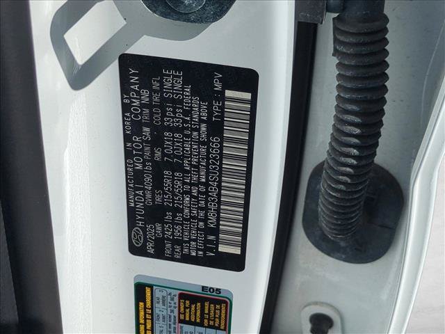 Used 2025 Hyundai Kona SEL FWD image 24