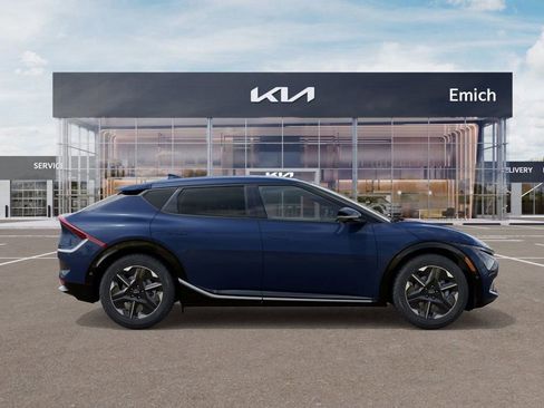 New 2025 Kia EV6 Wind image 10