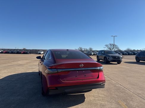 Certified 2026 Nissan Sentra SV image 18