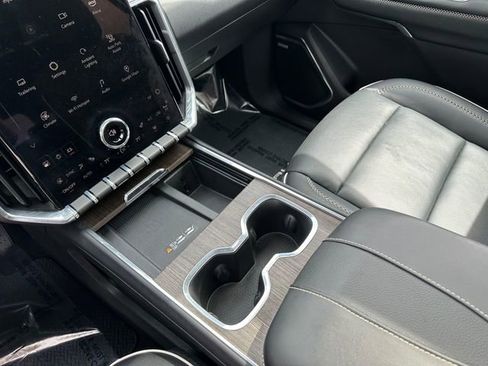 Used 2025 GMC Acadia Denali w/ Super Cruise Package AWD/4WD image 19