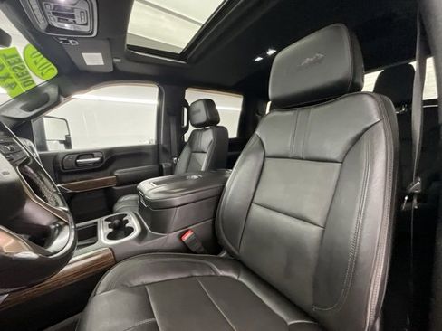 Used 2020 Chevrolet Silverado 2500 High Country w/ Z71 Off-Road Package image 6