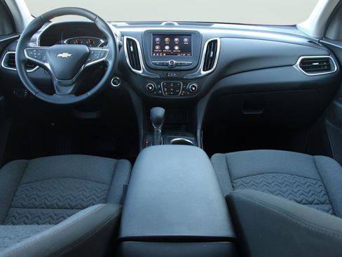 Used 2024 Chevrolet Equinox LT image 16