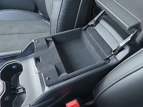 New 2025 Jeep Grand Cherokee Altitude image 62