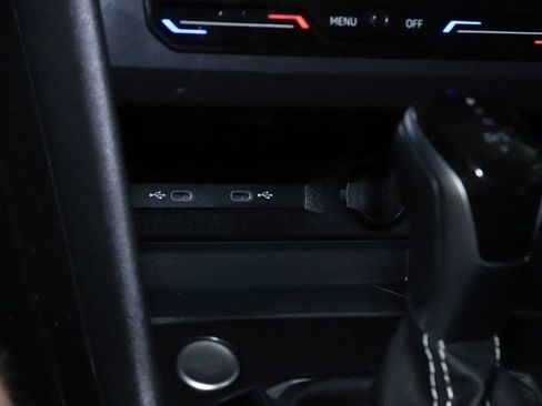 Certified 2024 Volkswagen Tiguan SE AWD/4WD image 29