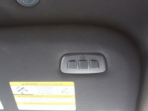 Used 2025 Ford F150 Lariat w/ Equipment Group 501A Mid image 36