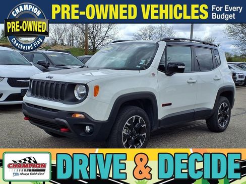 Used 2023 Jeep Renegade Trailhawk AWD/4WD image 1