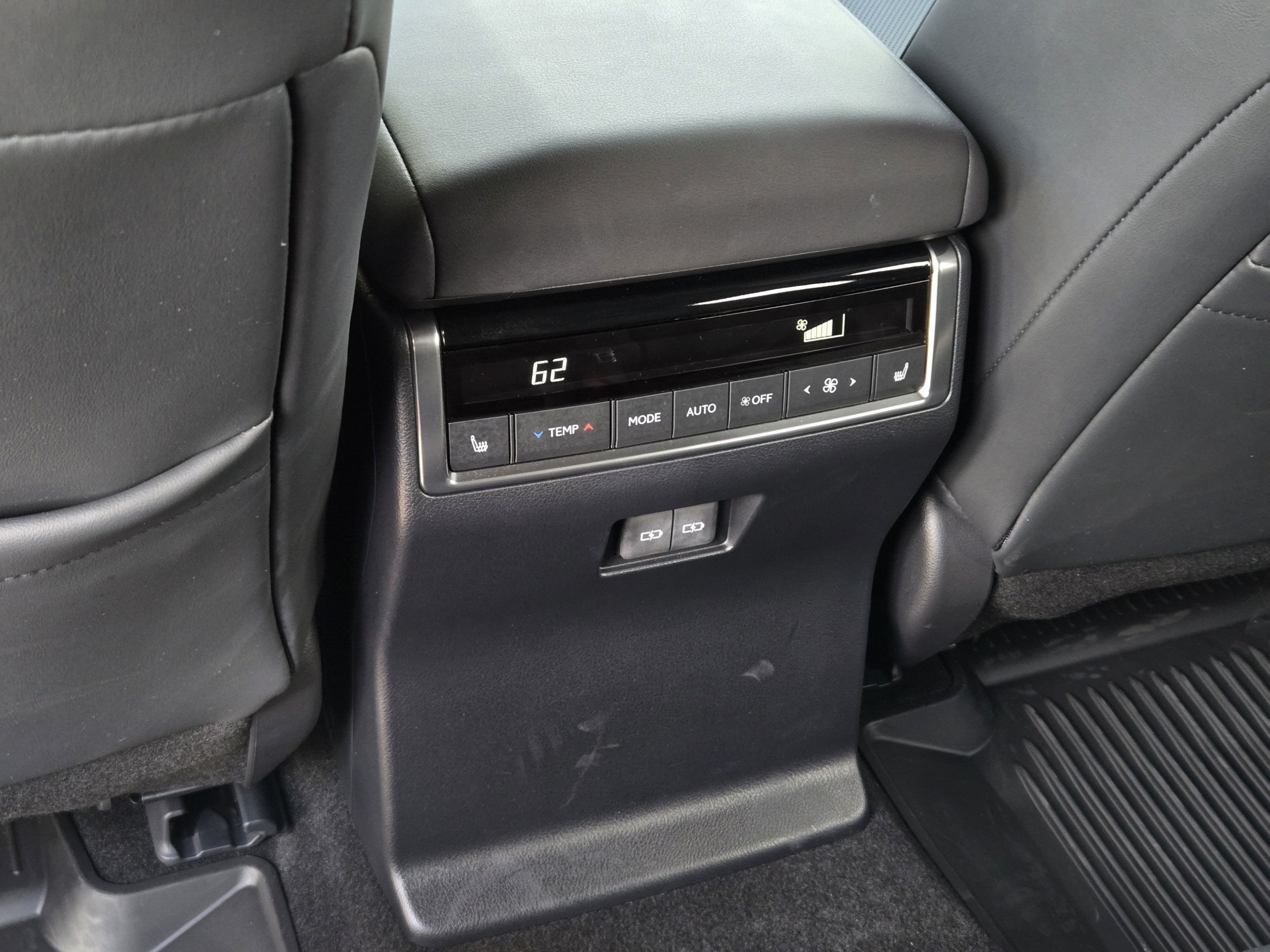 Certified 2026 Lexus GX 550 w/ Accessory Package (2T) AWD/4WD image 29