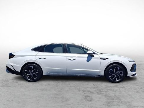 Used 2025 Hyundai Sonata SEL FWD image 7