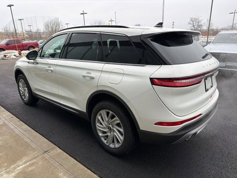 New 2026 Lincoln Corsair Premiere image 5