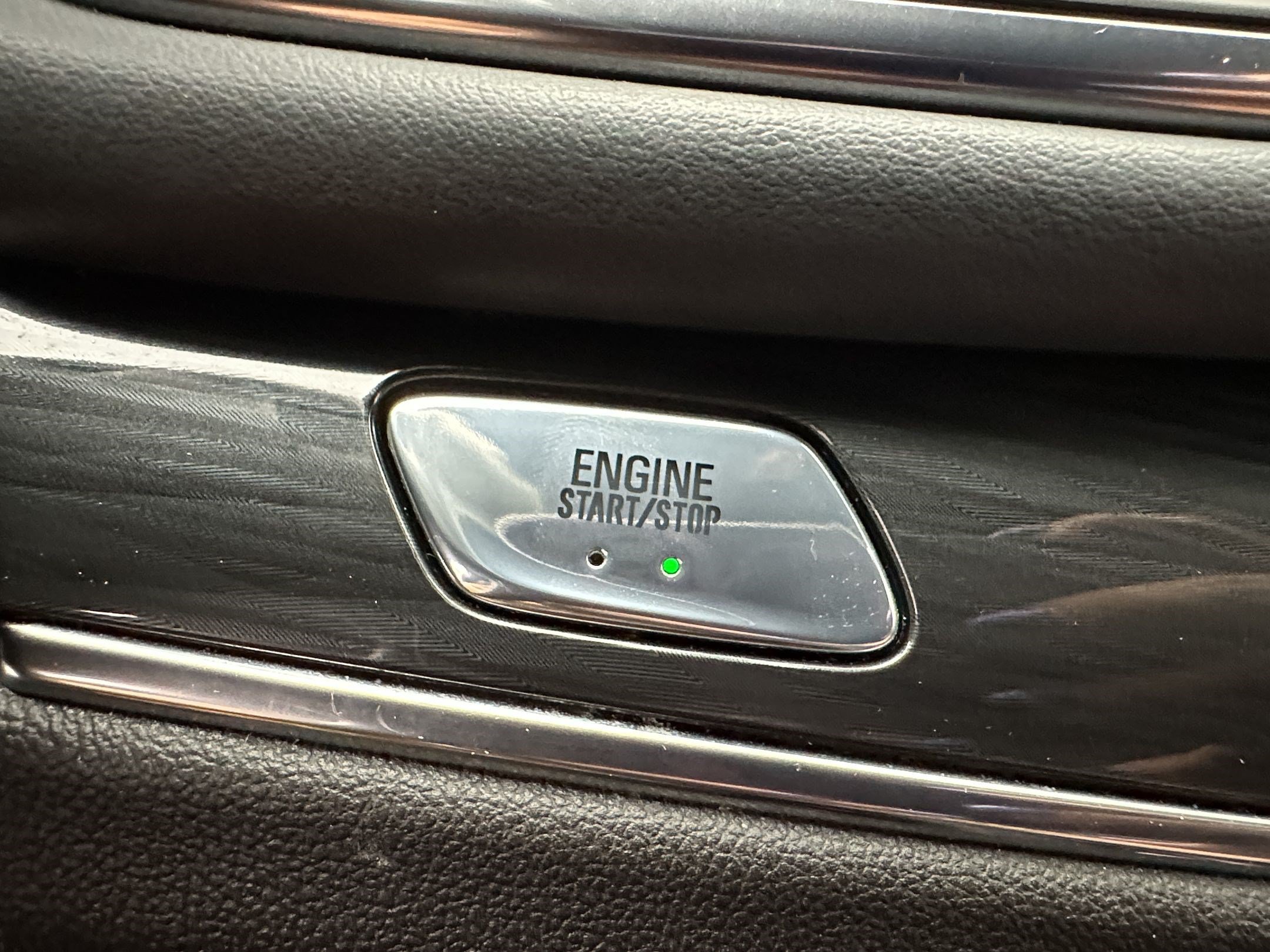 Certified 2023 Buick Enclave Essence w/ Experience Buick Package AWD/4WD image 16